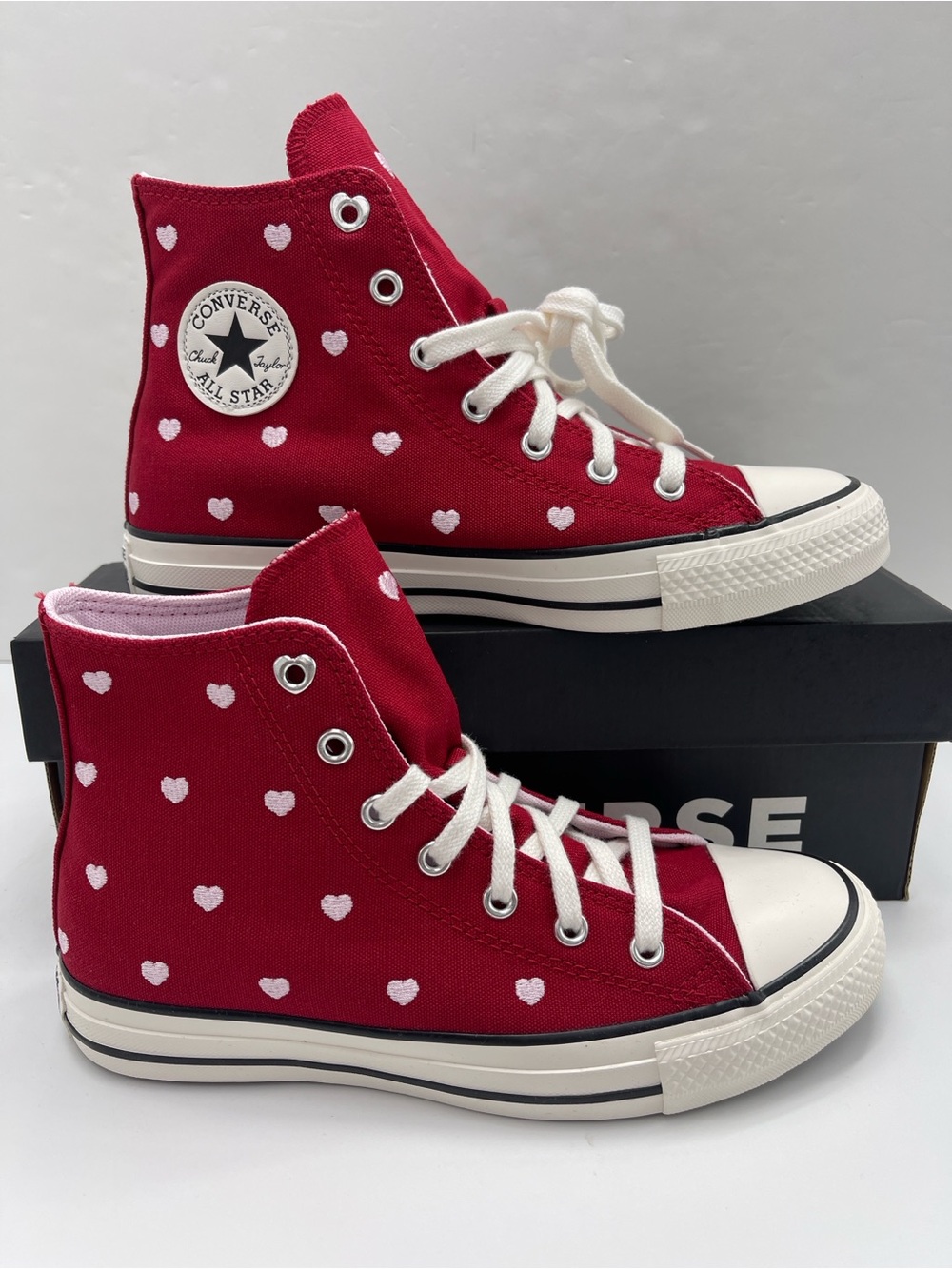 Converse A19065F WMNS 
CTAS HI
DAYS AHEAD/VINTAGE WHITE Sneakers 
Heart Print
